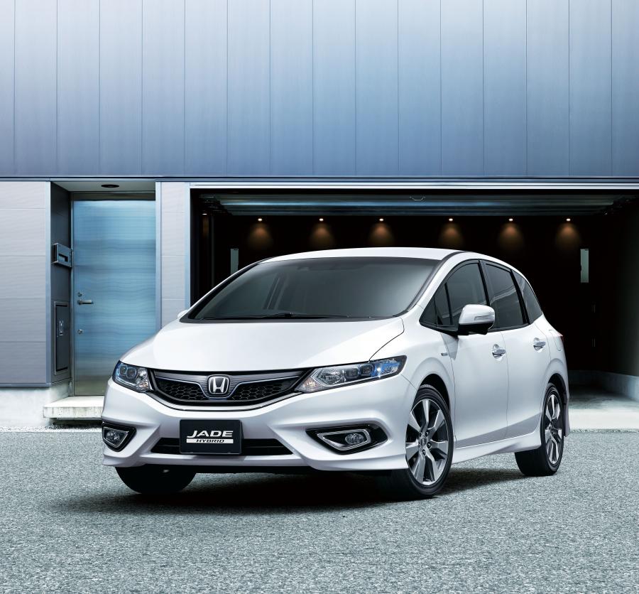  Honda Jade Hybrid 2015 года  (фото 20 из 30)